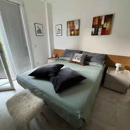 Maison Al Confine Con Dei Marmi Cinquale